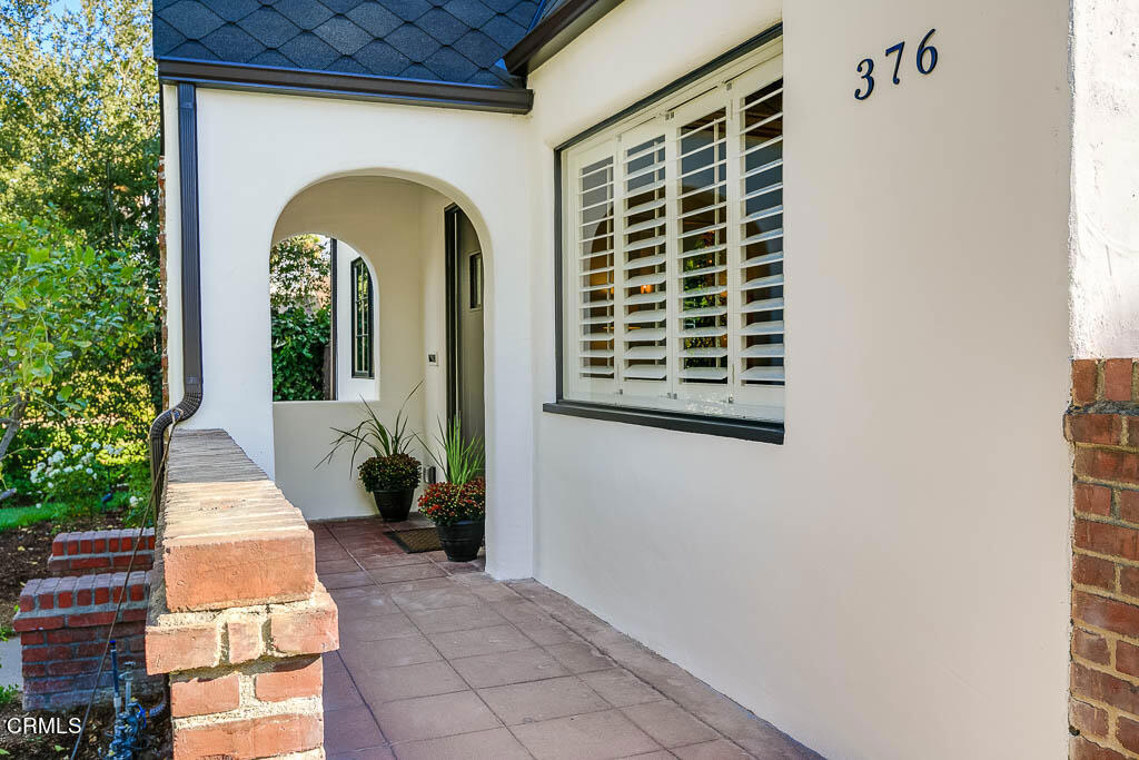 376 S Carmelo Avenue