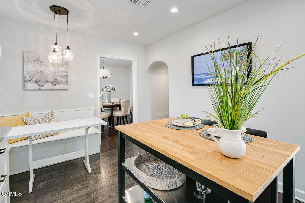 376 S Carmelo Avenue