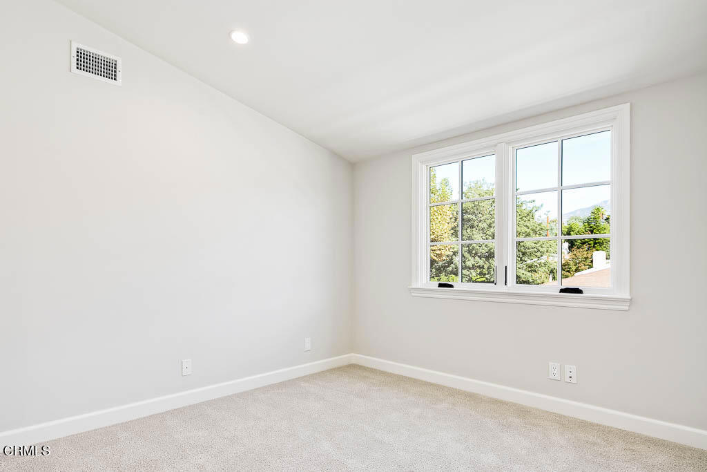 376 S Carmelo Avenue