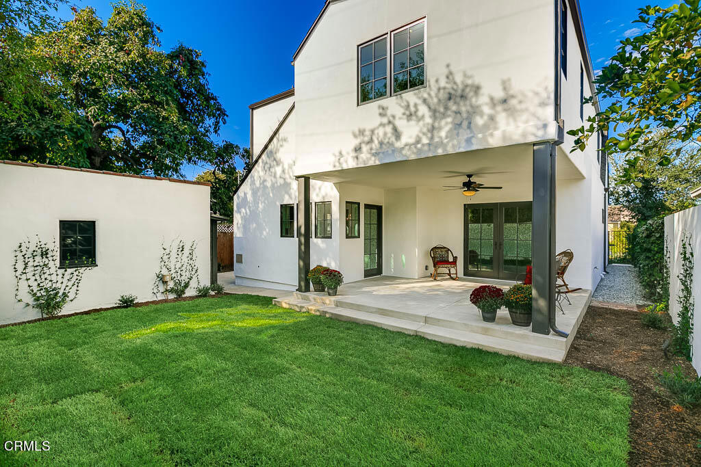 376 S Carmelo Avenue