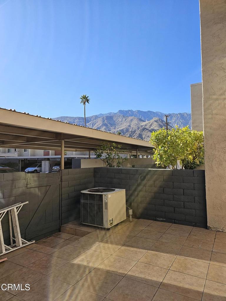 2166 N Indian Canyon Drive Unit: B