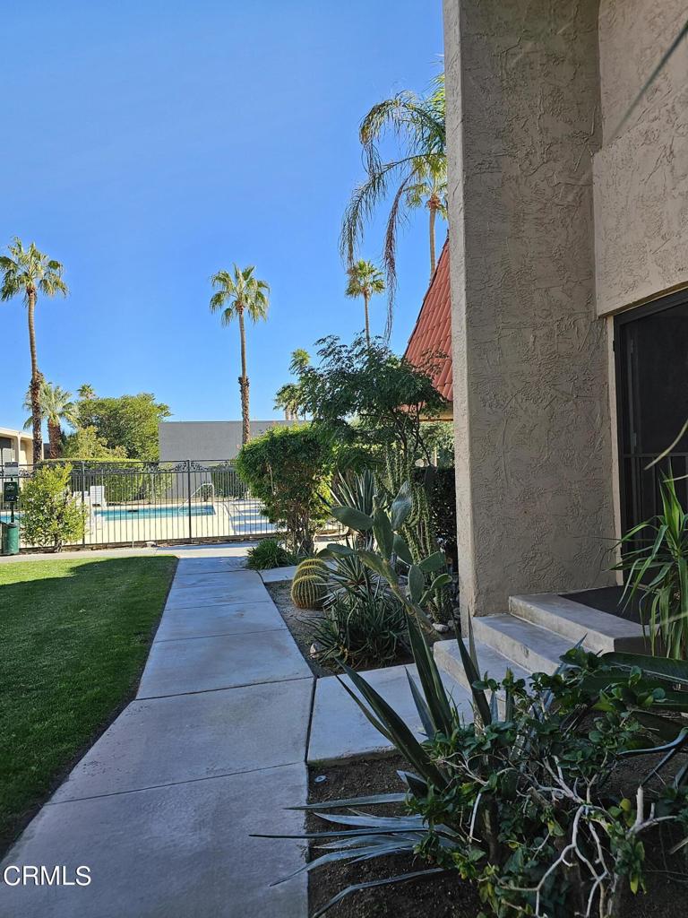 2166 N Indian Canyon Drive Unit: B