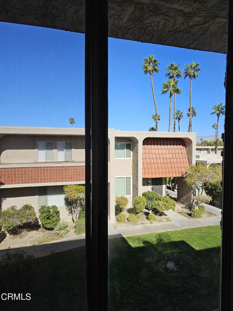 2166 N Indian Canyon Drive Unit: B