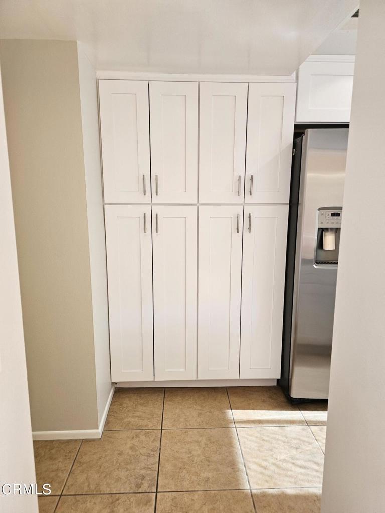 2166 N Indian Canyon Drive Unit: B