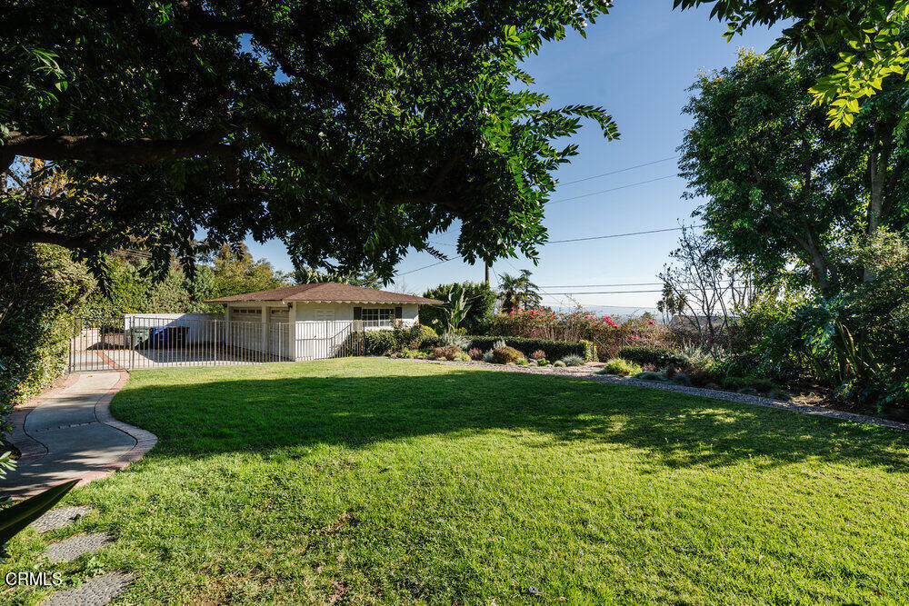 1800 Alta Wood Drive