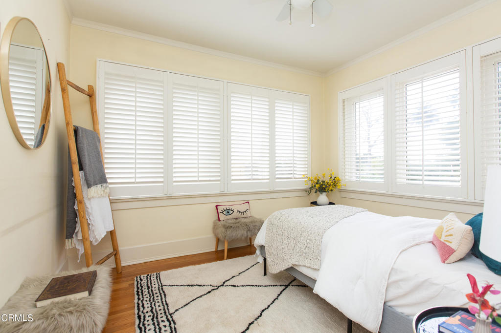 885 N Holliston Avenue