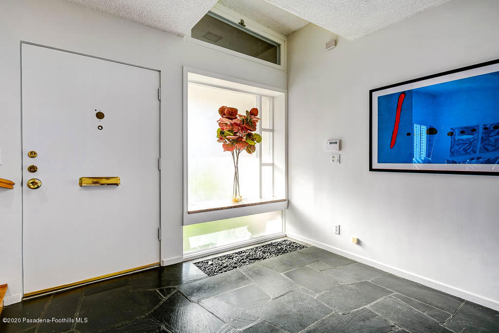 2511 Aberdeen Avenue