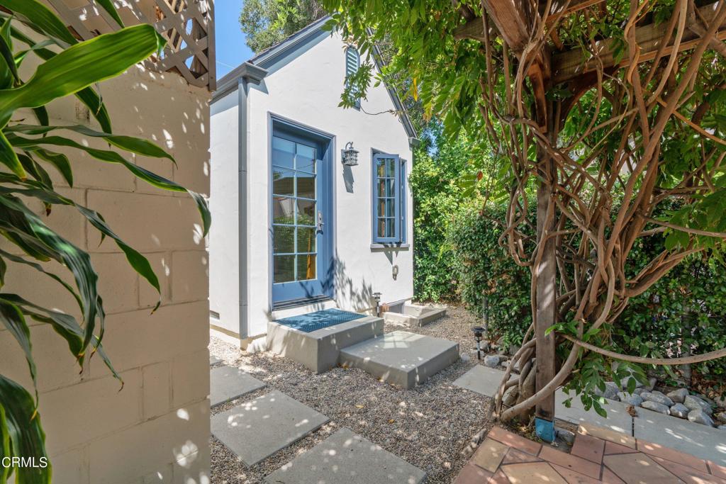 1421 Monte Vista Street