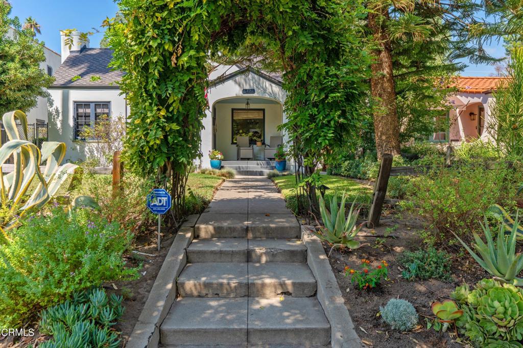 1421 Monte Vista Street