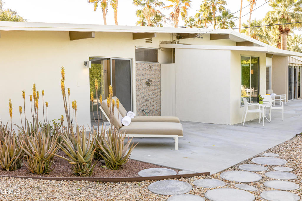 218 N Orchid Tree Lane