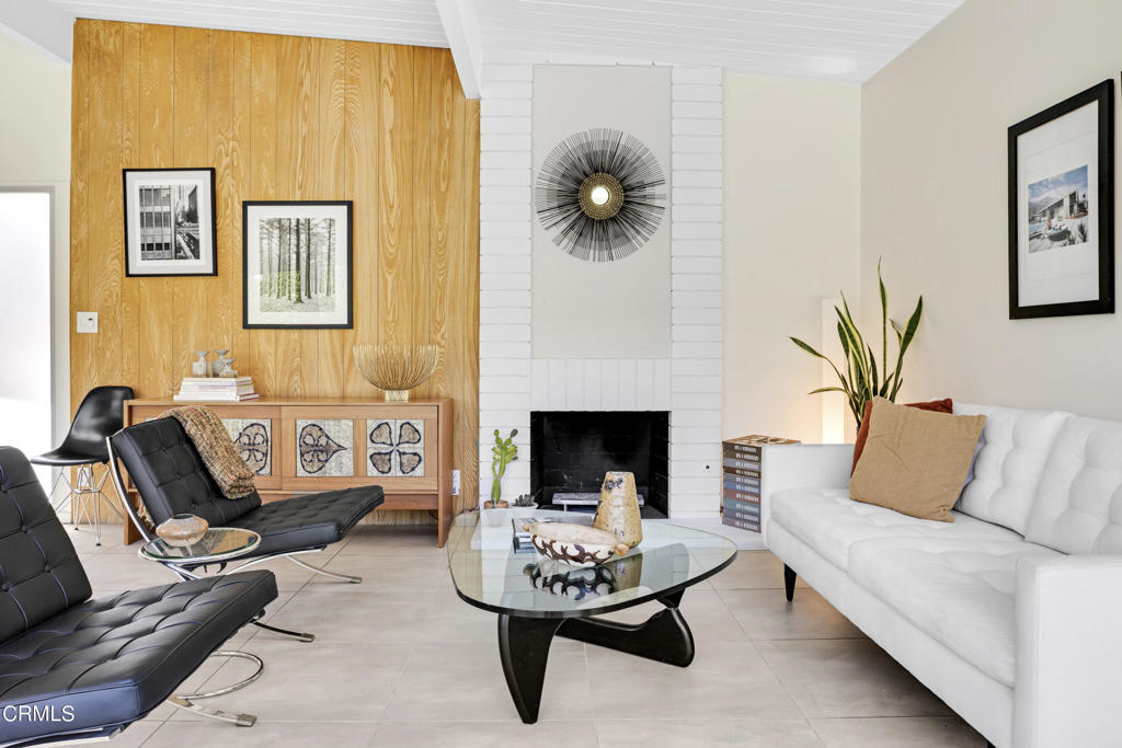 218 N Orchid Tree Lane