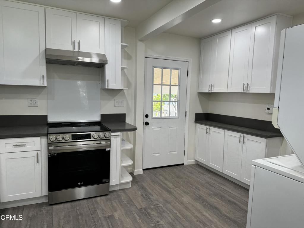 11132 Lynrose Street