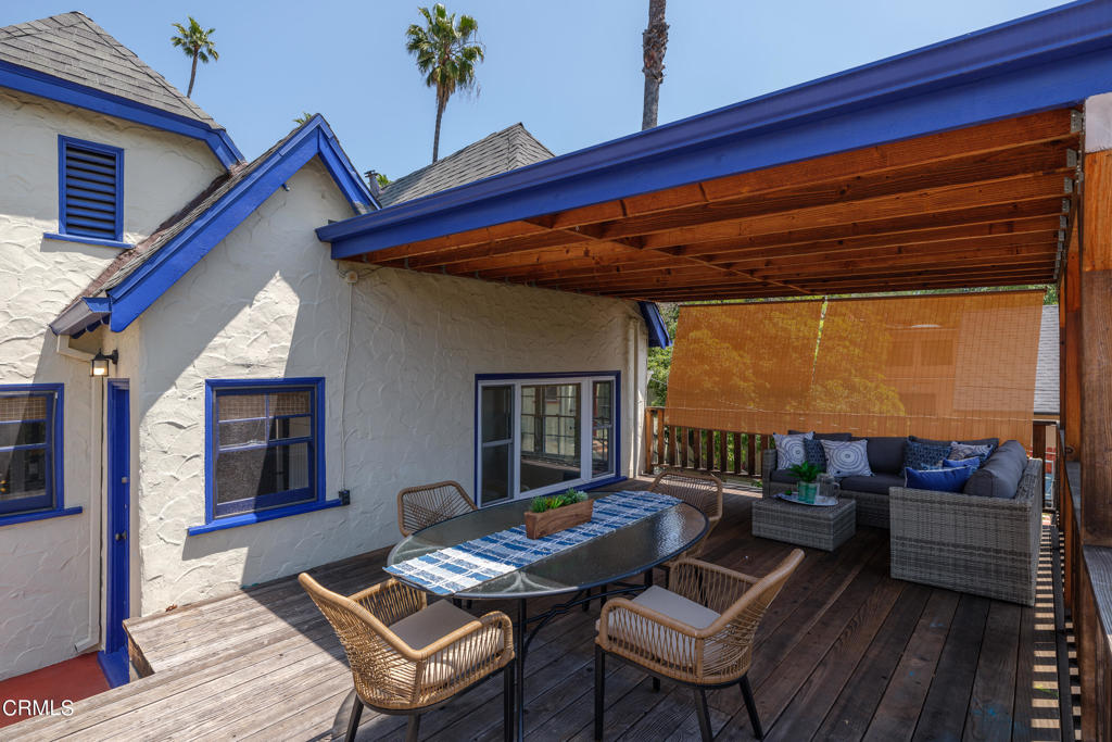 404 E Las Flores Drive