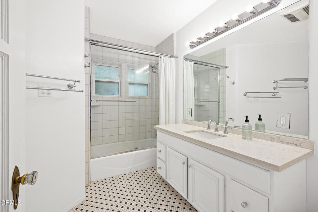 3620 Angelus Avenue Avenue