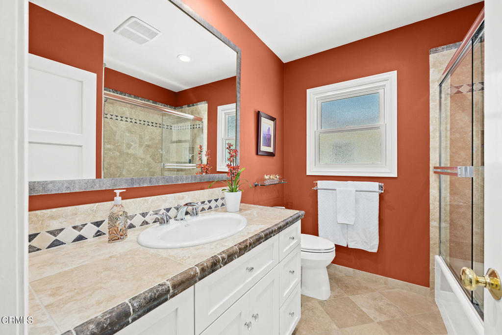 2618 Petaluma Avenue