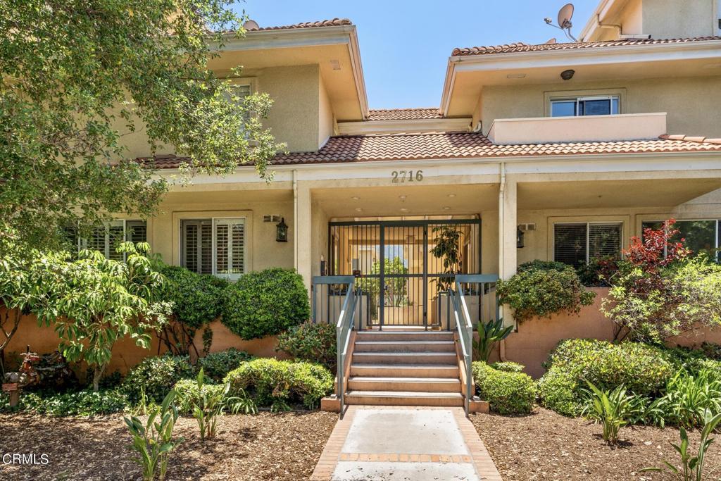 2716 Honolulu Avenue 105