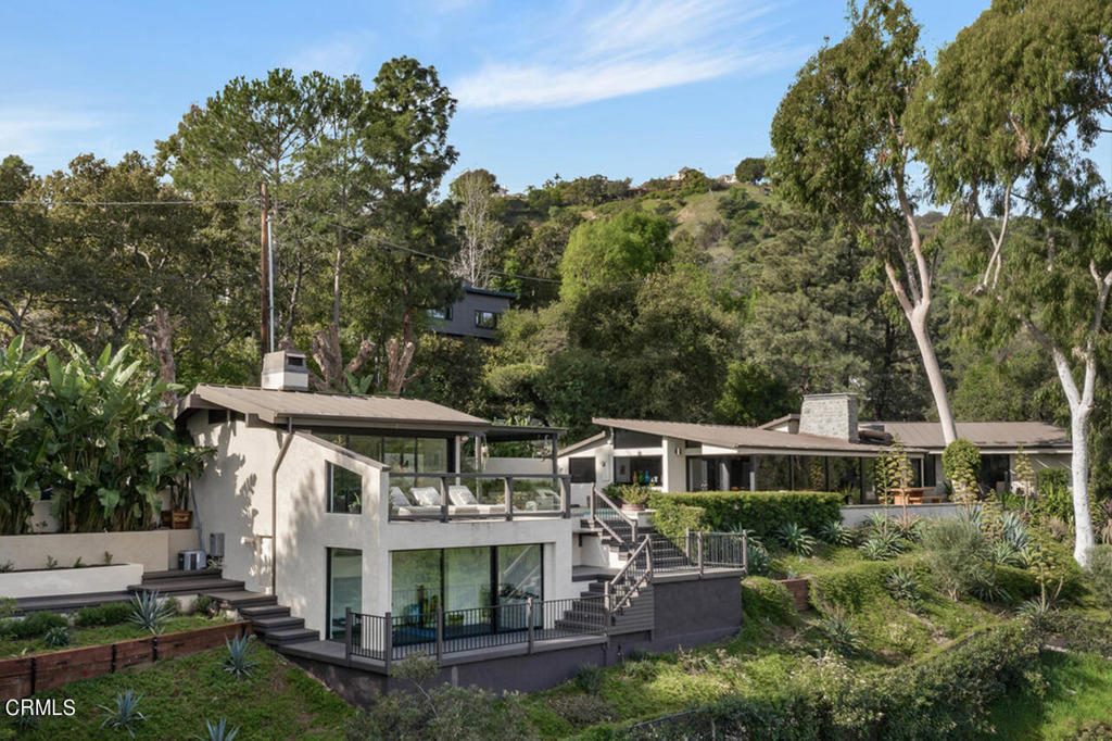 1255 Rancheros Road