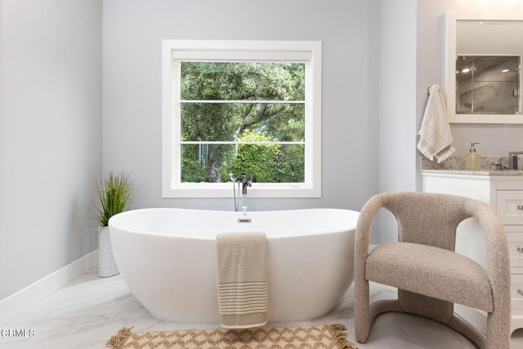 1220 Journeys End Drive