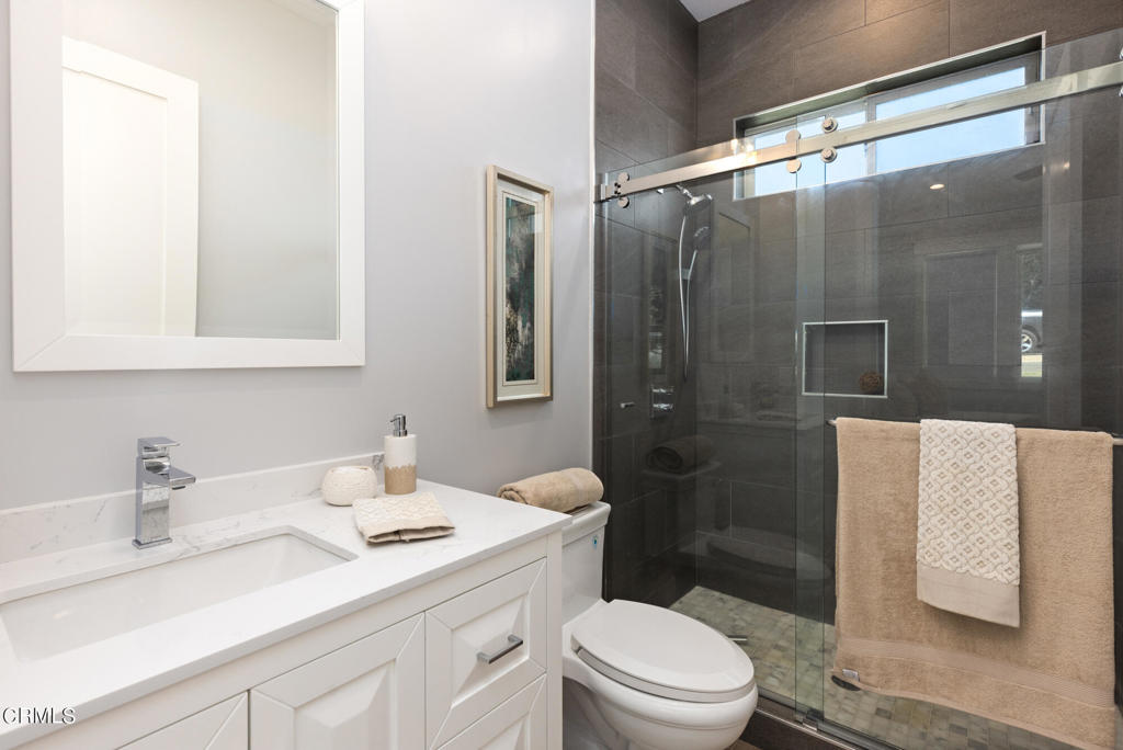 1220 Journeys End Drive