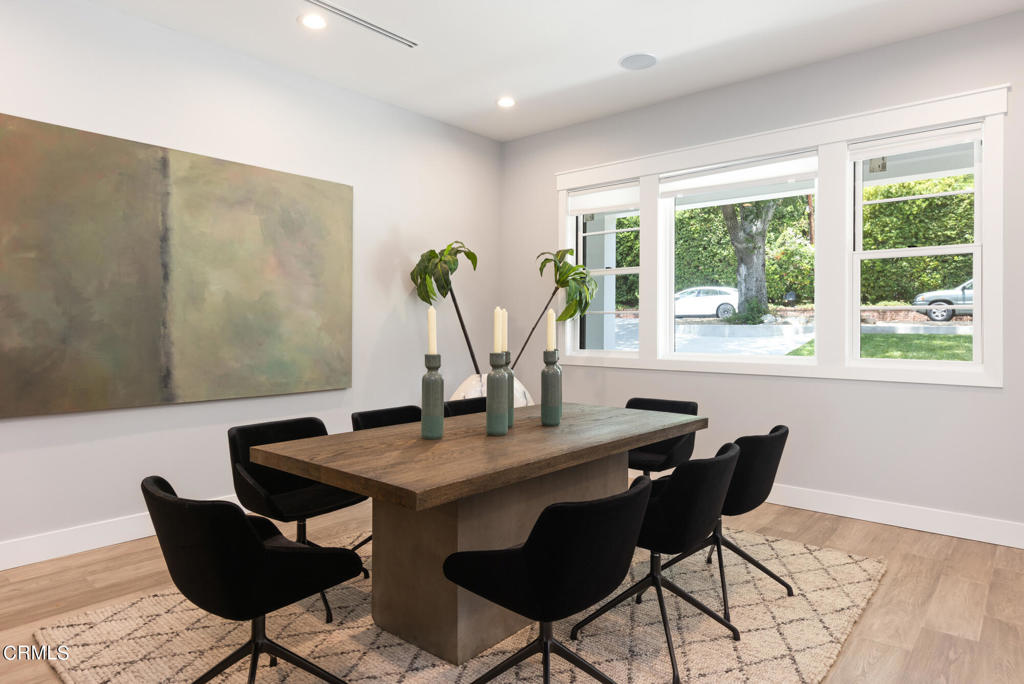 1220 Journeys End Drive