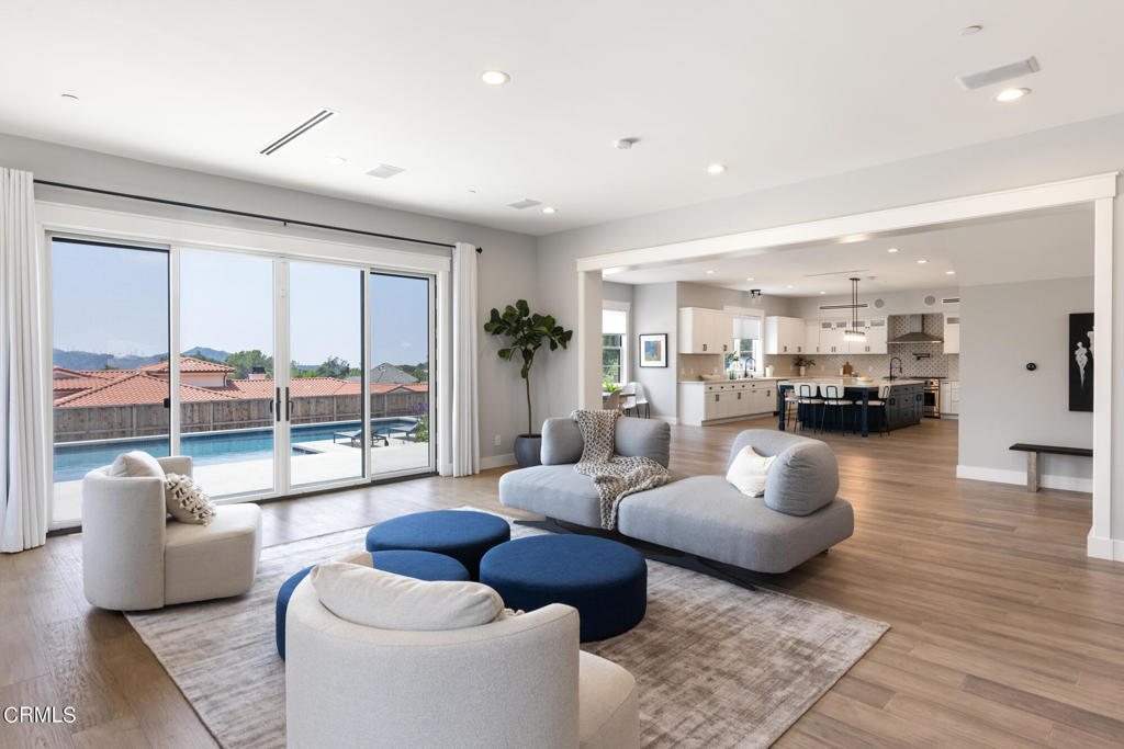 1220 Journeys End Drive