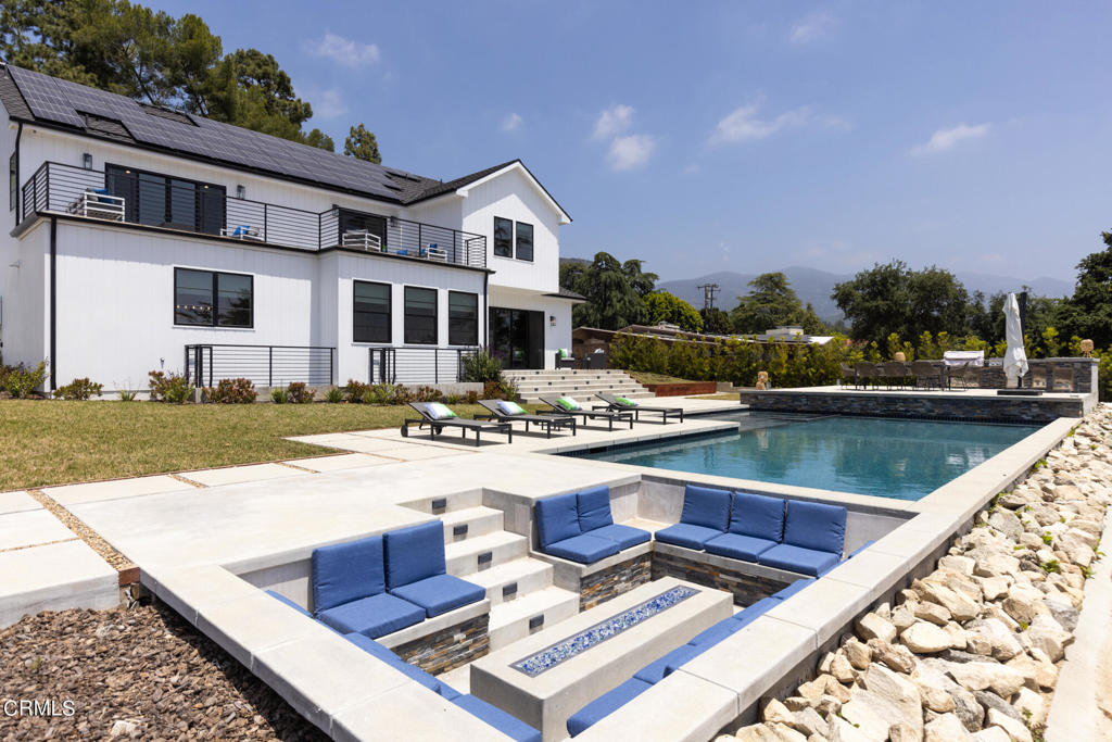 1220 Journeys End Drive