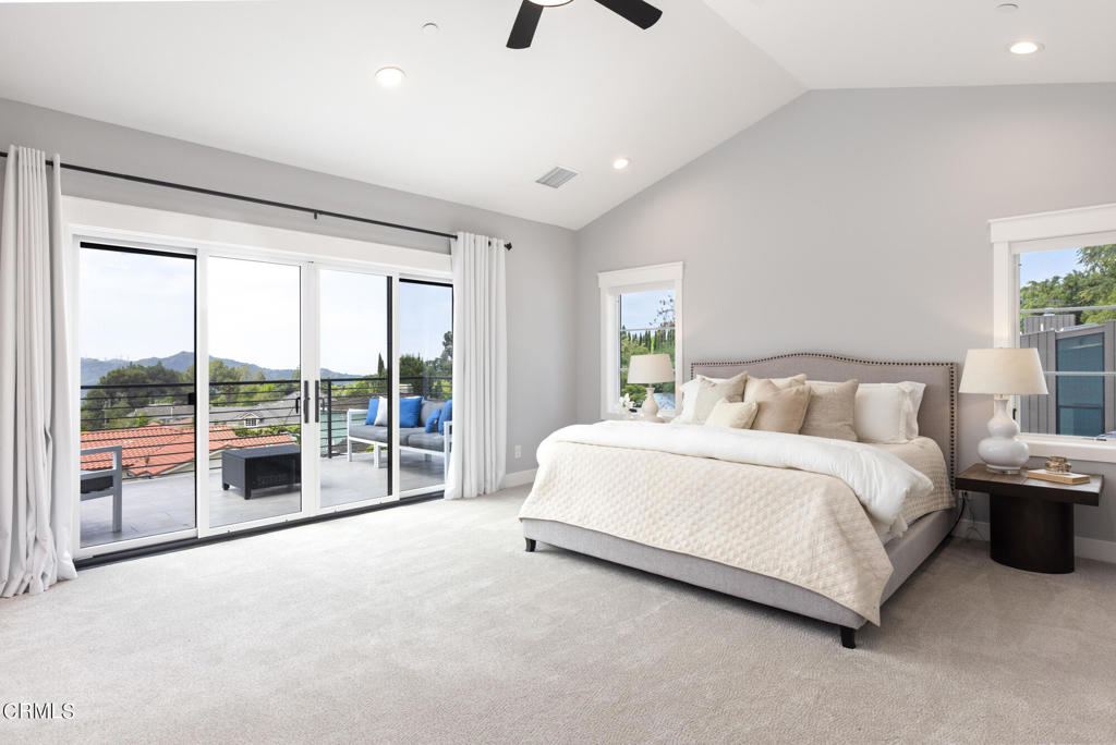 1220 Journeys End Drive