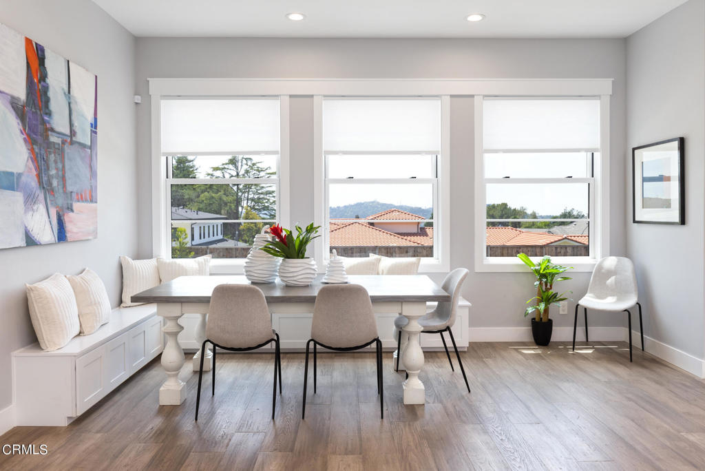 1220 Journeys End Drive