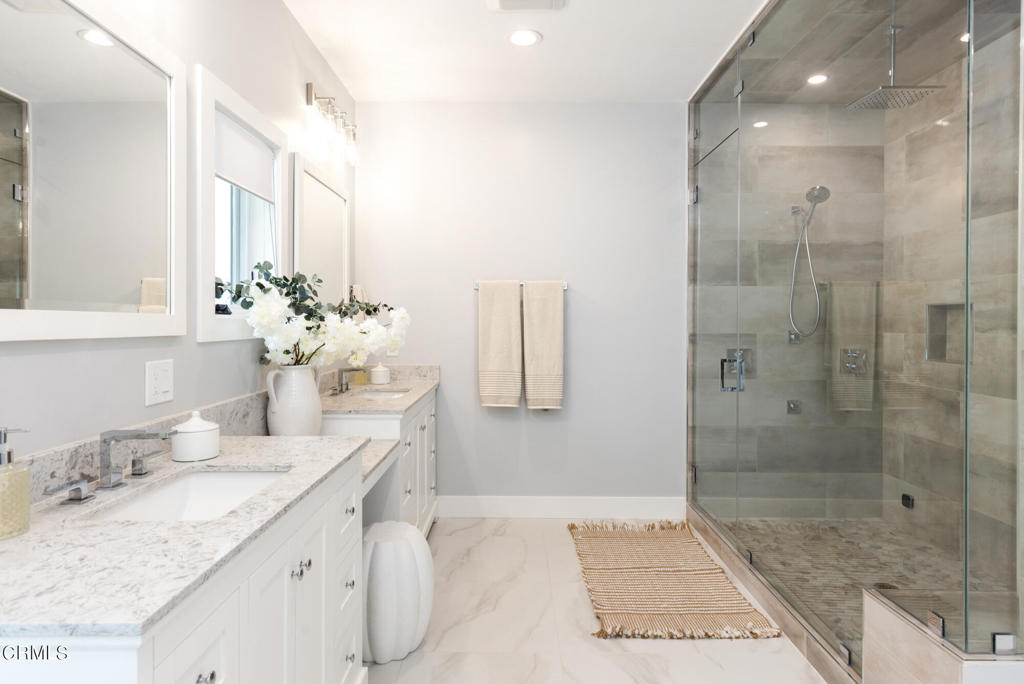 1220 Journeys End Drive