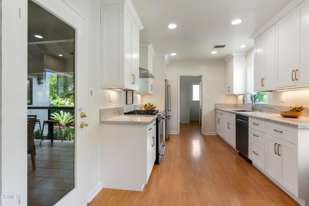 2155 Canyon Close Road