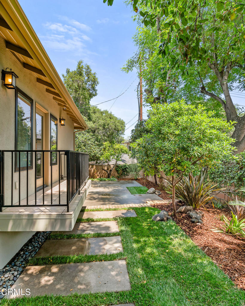 2155 Canyon Close Road