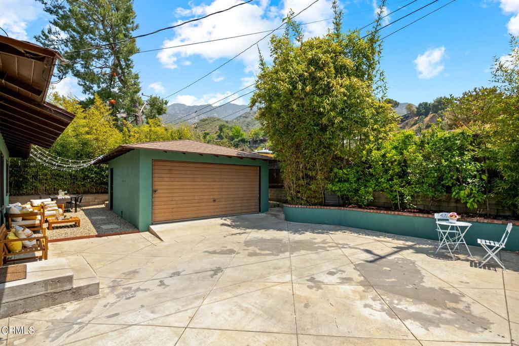 1265 Sunny Oaks Circle