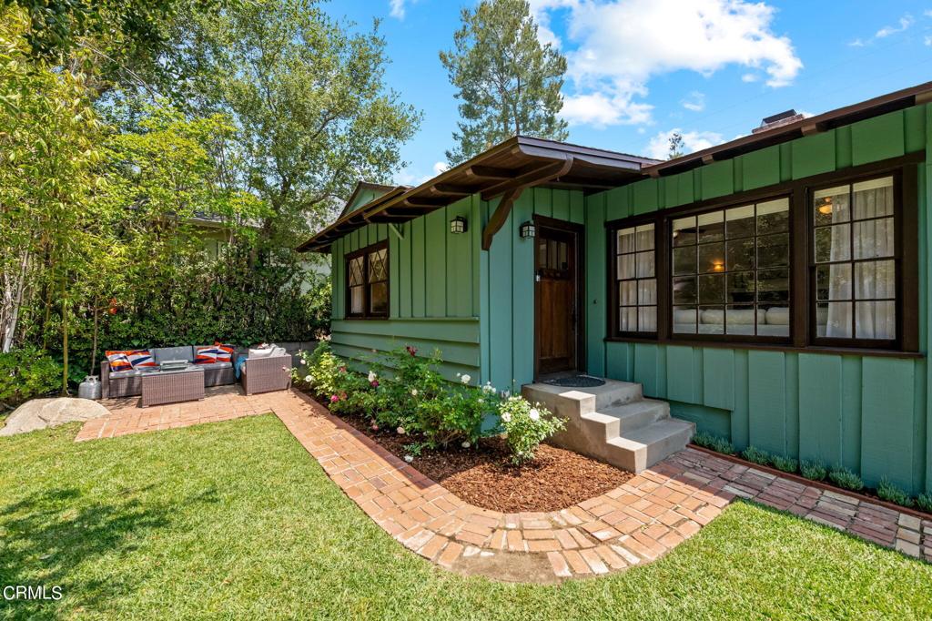 1265 Sunny Oaks Circle