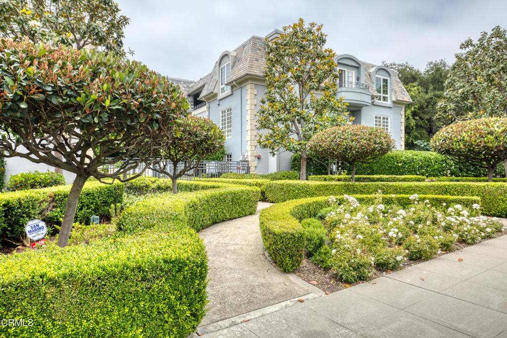 521 S Orange Grove Boulevard 200