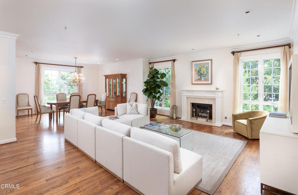 521 S Orange Grove Boulevard 200