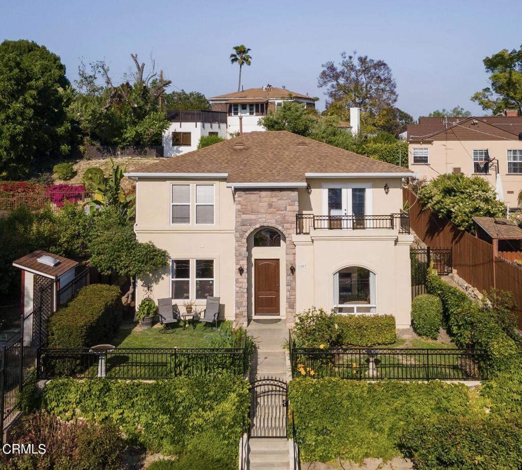 1007 Montecito Drive