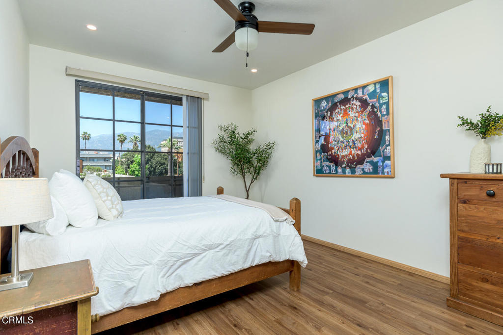 221 S Oak Knoll Avenue 305