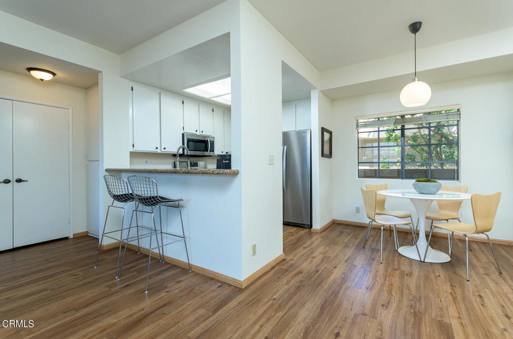 221 S Oak Knoll Avenue 305