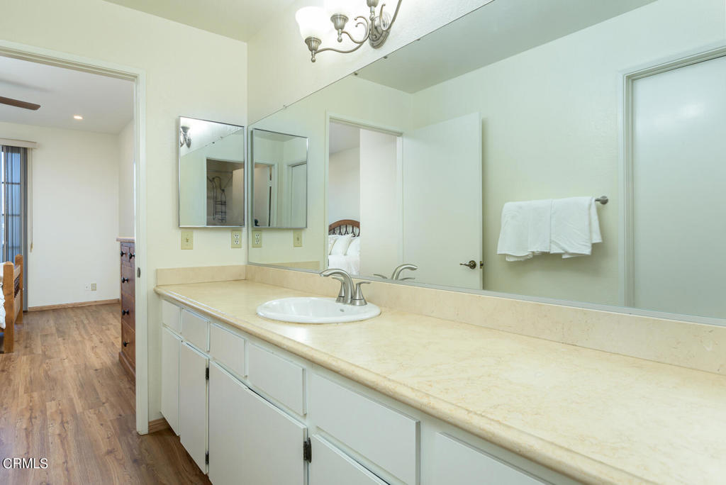 221 S Oak Knoll Avenue 305