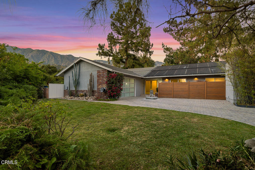 519 W Loma Alta Drive