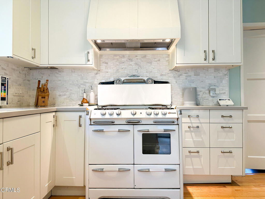 2252 Panorama Terrace