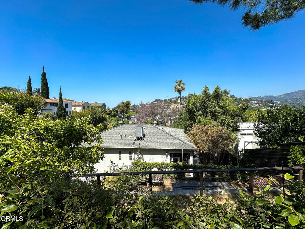 2252 Panorama Terrace