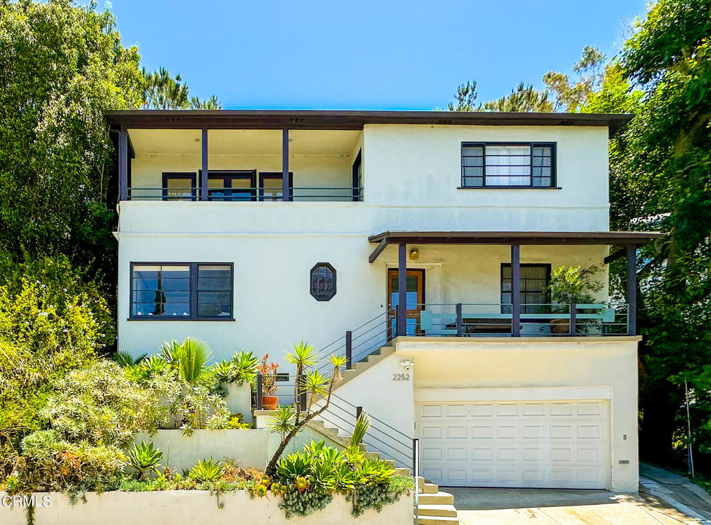 2252 Panorama Terrace