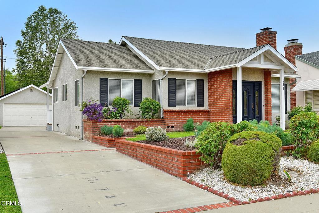 591 N Sunnyslope Avenue