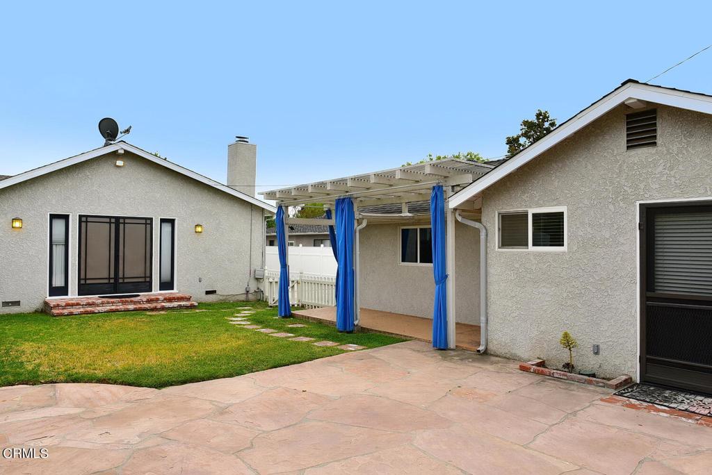 591 N Sunnyslope Avenue