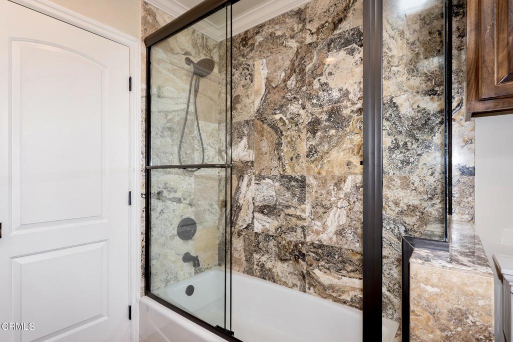 2555 Vista Laguna Terrace