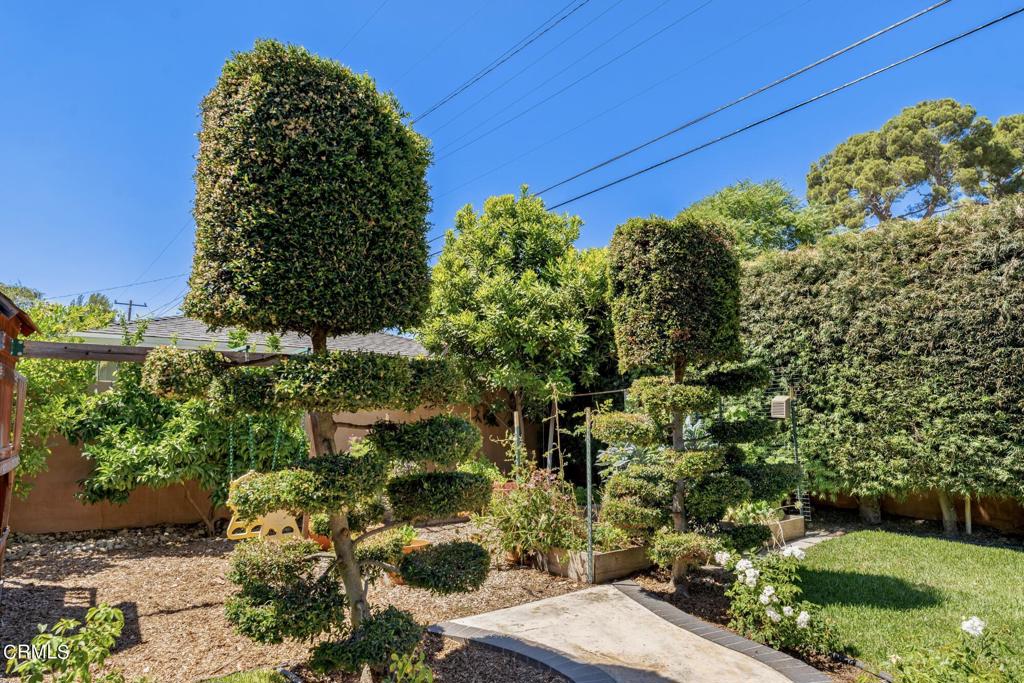 2555 Vista Laguna Terrace