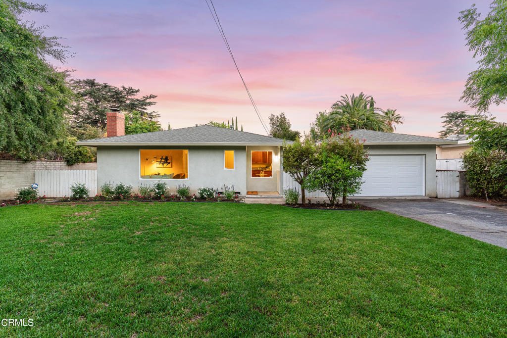 2208 Oakhaven Drive