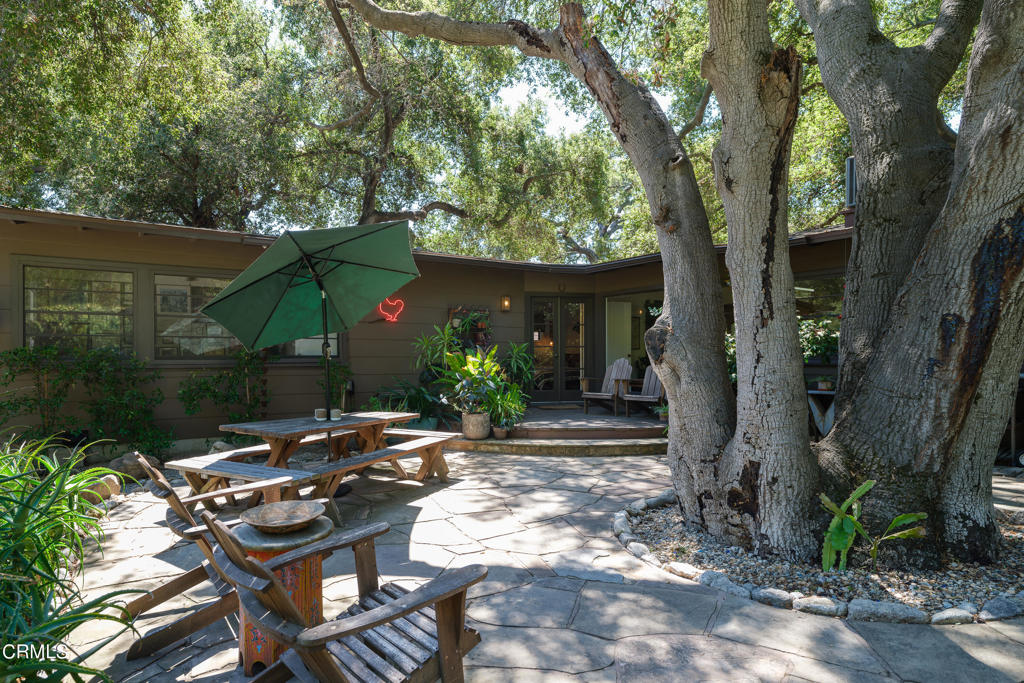 3232 Mount Curve Avenue