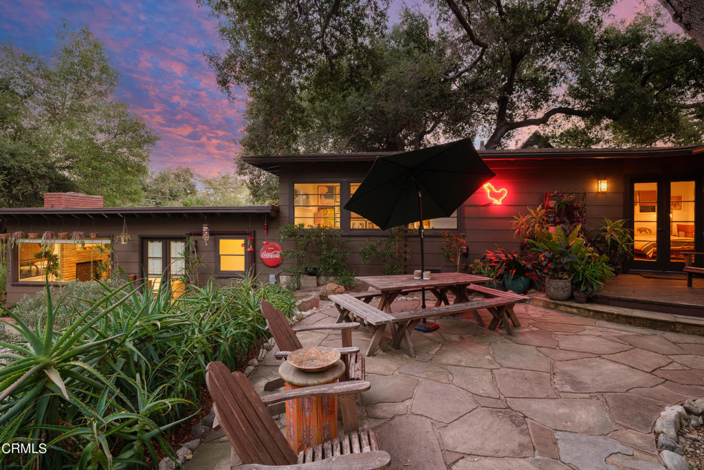 3232 Mount Curve Avenue